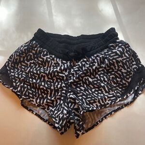 Lululemon Black/White Hotty Hot Shorts
